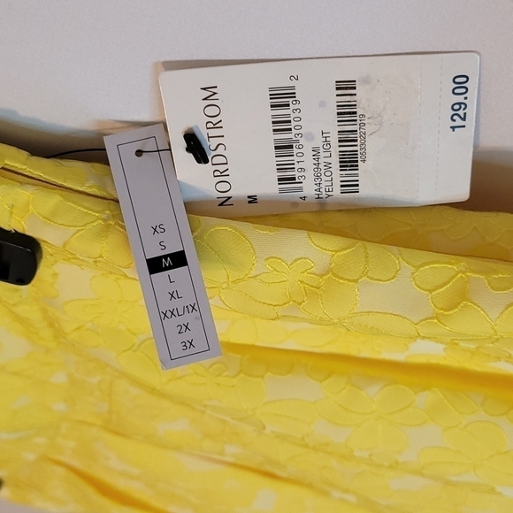 halogen X Atlantic-Pacific Jacquard Yellow Skirt - Picture 8 of 10